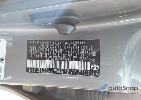 2017 Toyota Corolla Le z USA, uszkodzony, nr VIN 5YFBURHE4HP608414